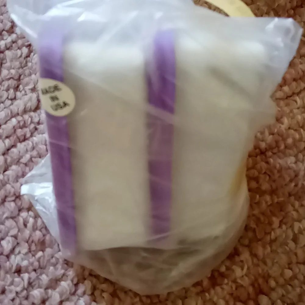 Tupperware wedges - Picture 3 of 3